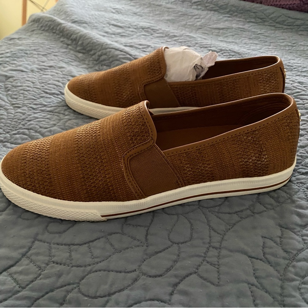 Ralph Lauren size 8.5 NWT loafers.  Brown weave with white sole.  Never worn